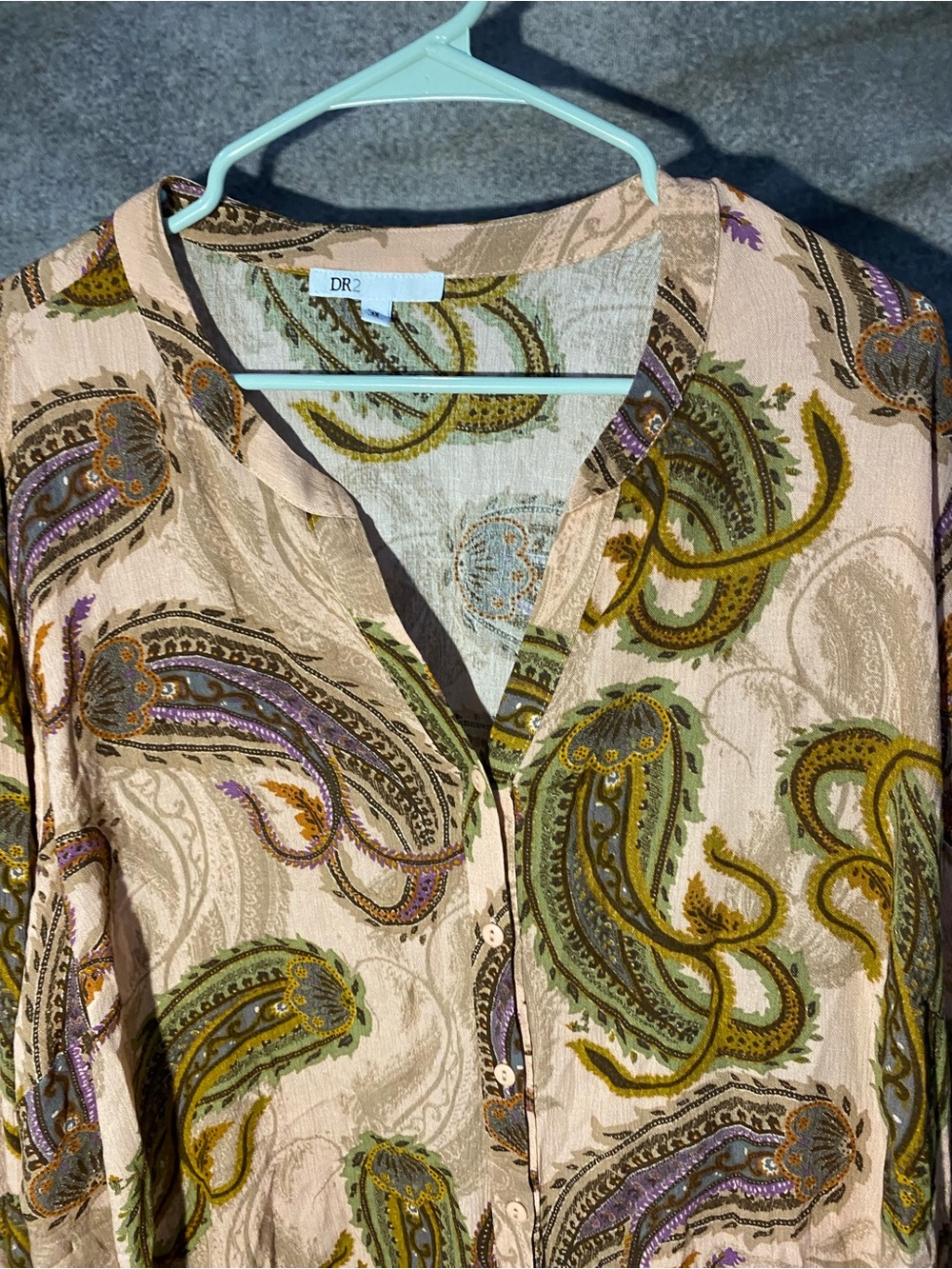 DR2 Womens Plus 3X Blouse Paisley Button Up Long Flare Sleeve Olive Beige Top - Picture 3 of 11
